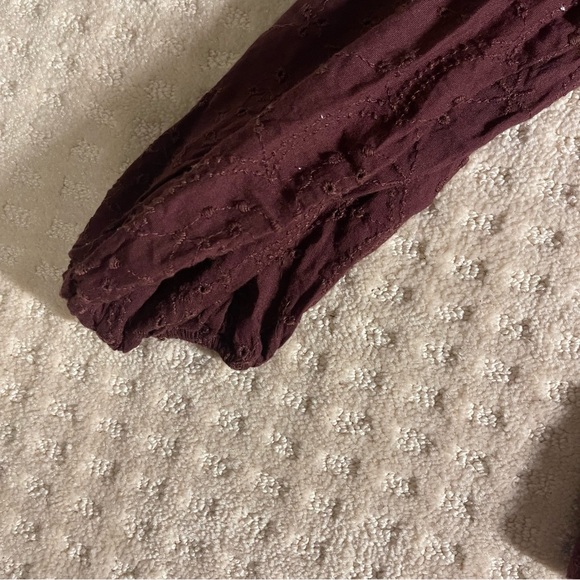 Old Navy burgundy eyelet long sleeve blouse - Picture 10 of 15